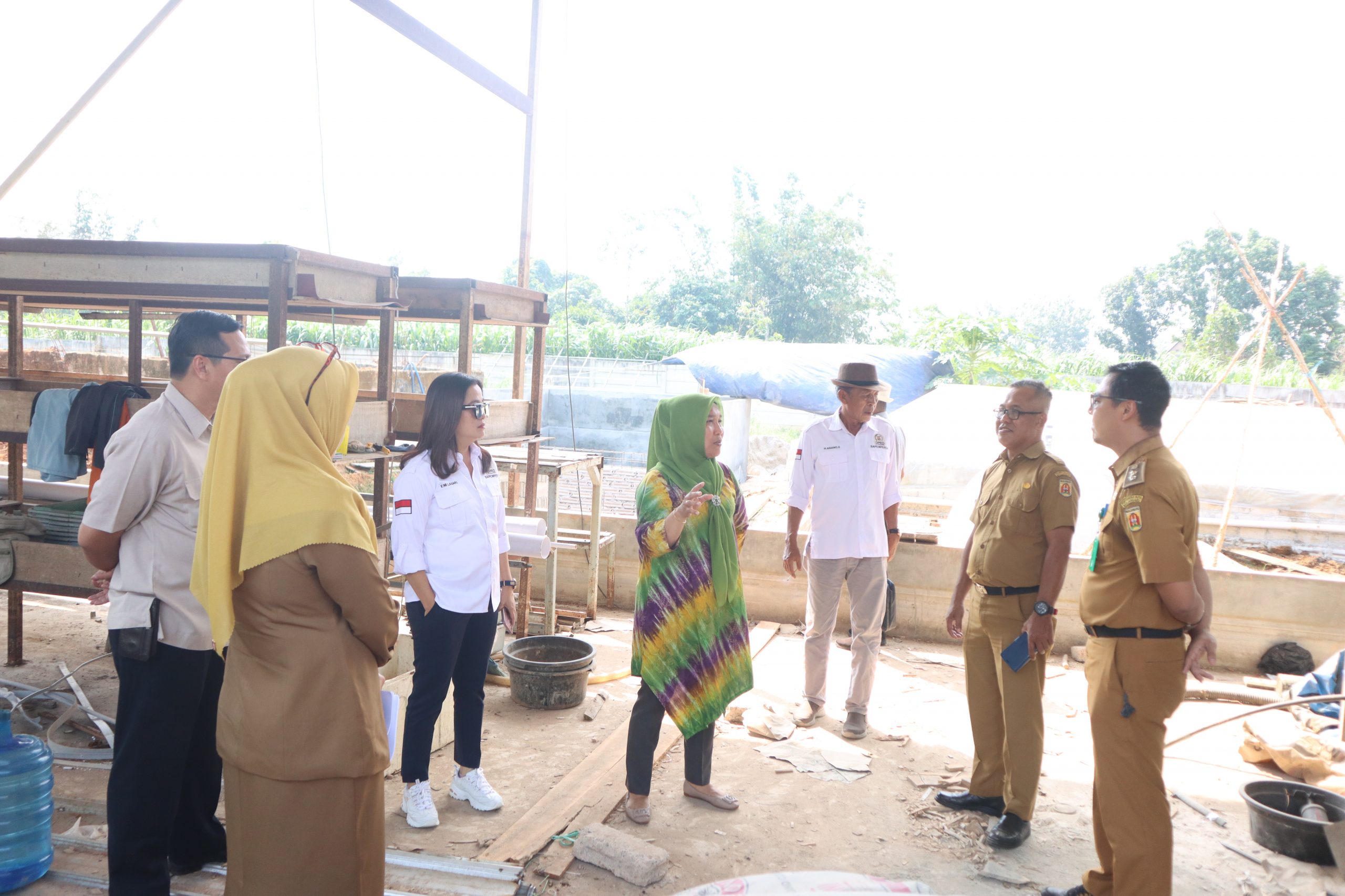 KOMISI III DPRD KOTA BANJARBARU KUNLAP KE EMBUNG CEMPAKA