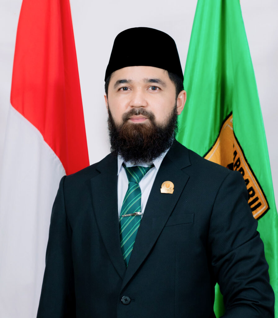 EMIR NAHL KHARISMA, SM